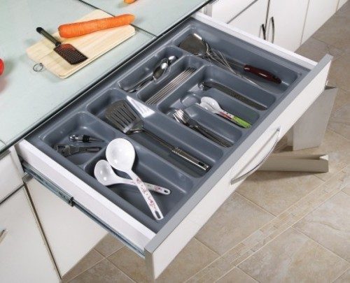 10 phụ kiện tủ bếp thông minh cần thiết cho cuộc sống tiện nghi